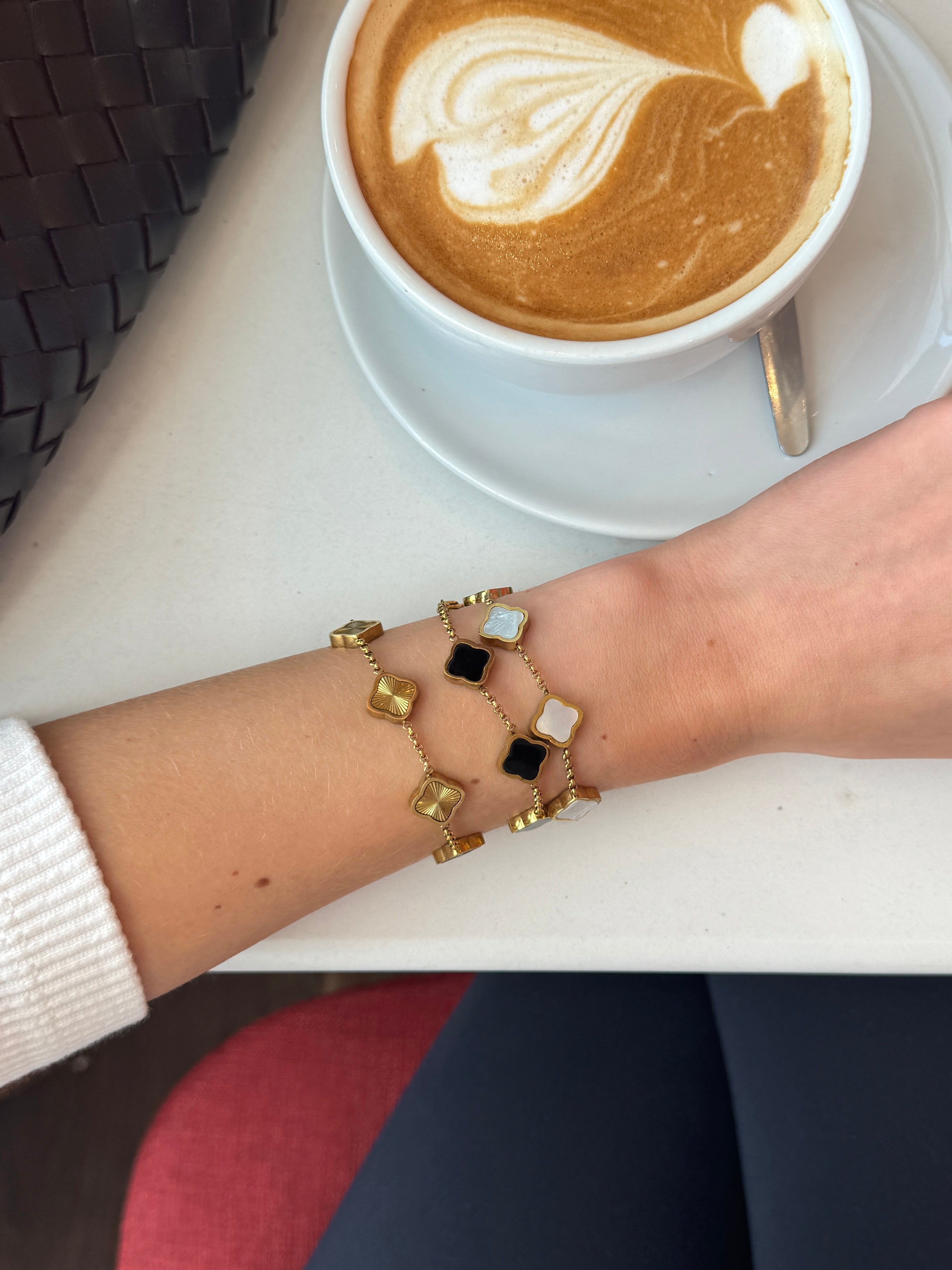 Women's Clover Charm Bracelet Waterproof Hypoallergenic Premium Gift