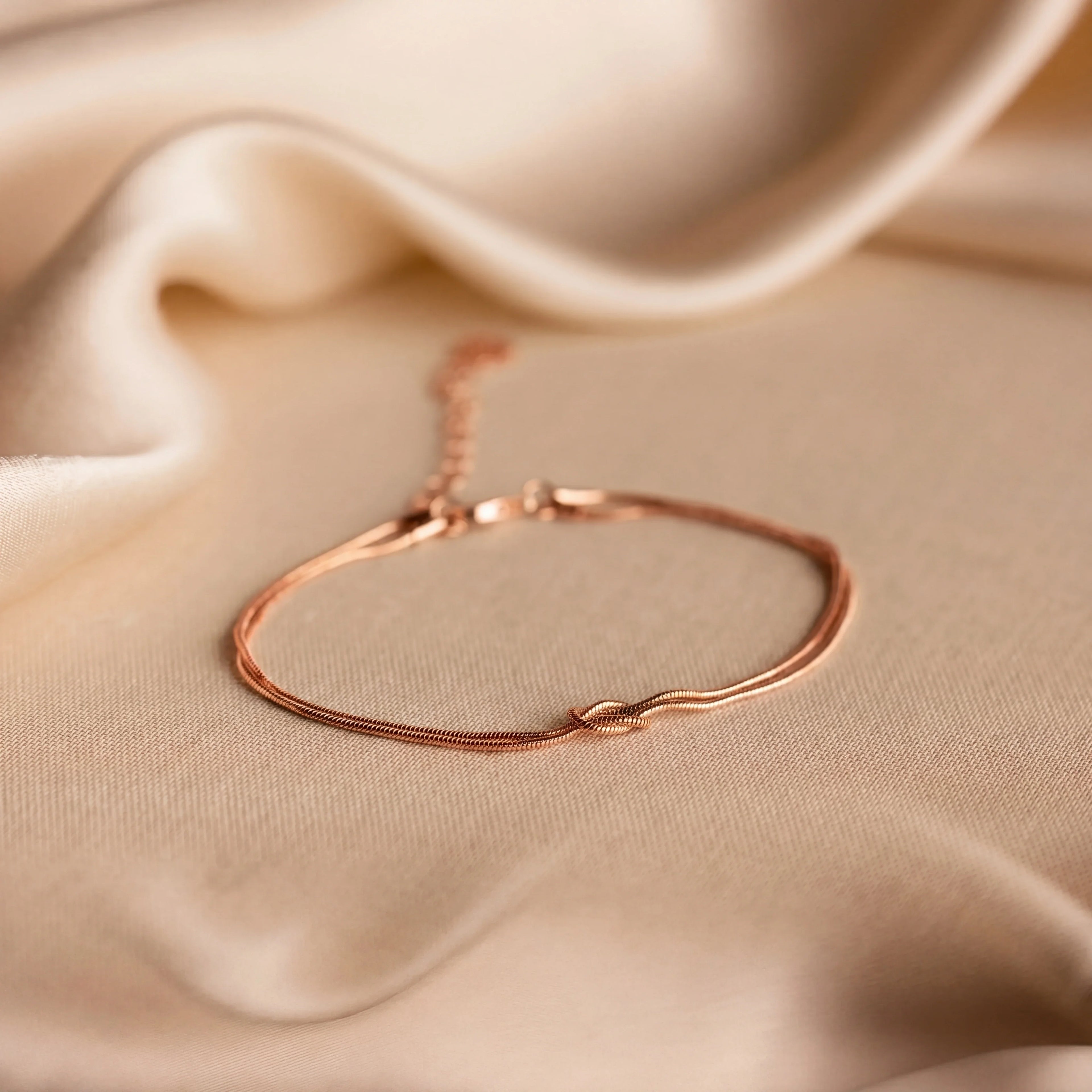 Women's Delicate Knot Bracelet Adjustable Hypoallergenic Elegant Gift