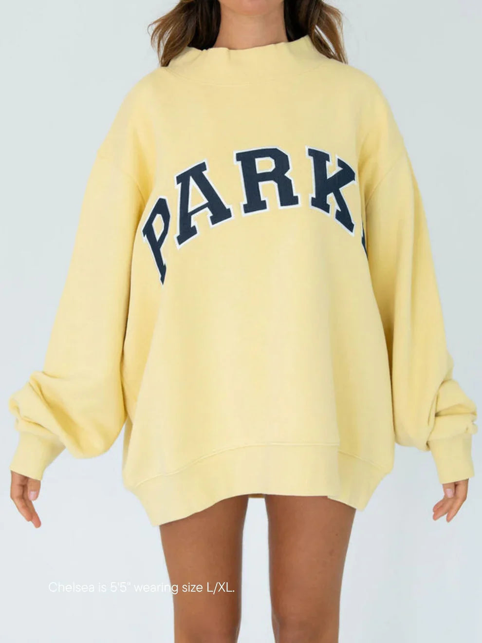 Women's Oversized Crewneck Sweatshirt with Chenille Collegiate Print