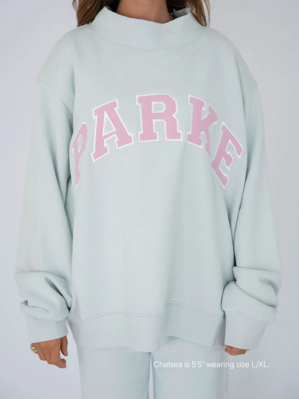 Women's Oversized Crewneck Sweatshirt with Chenille Collegiate Print