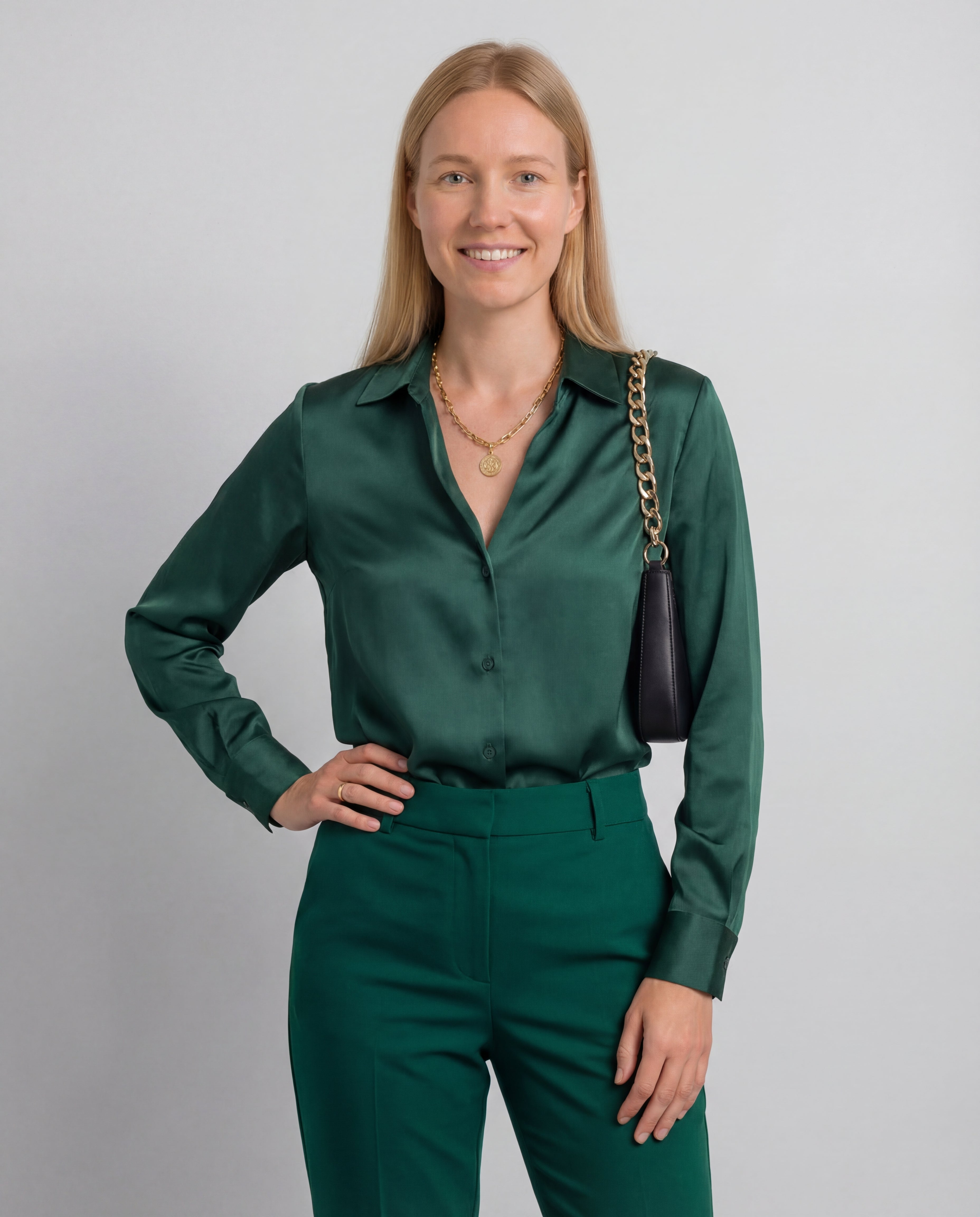 Women's Satin Blouse Deep V-Neck Long Sleeve Fluid Elegant Fit