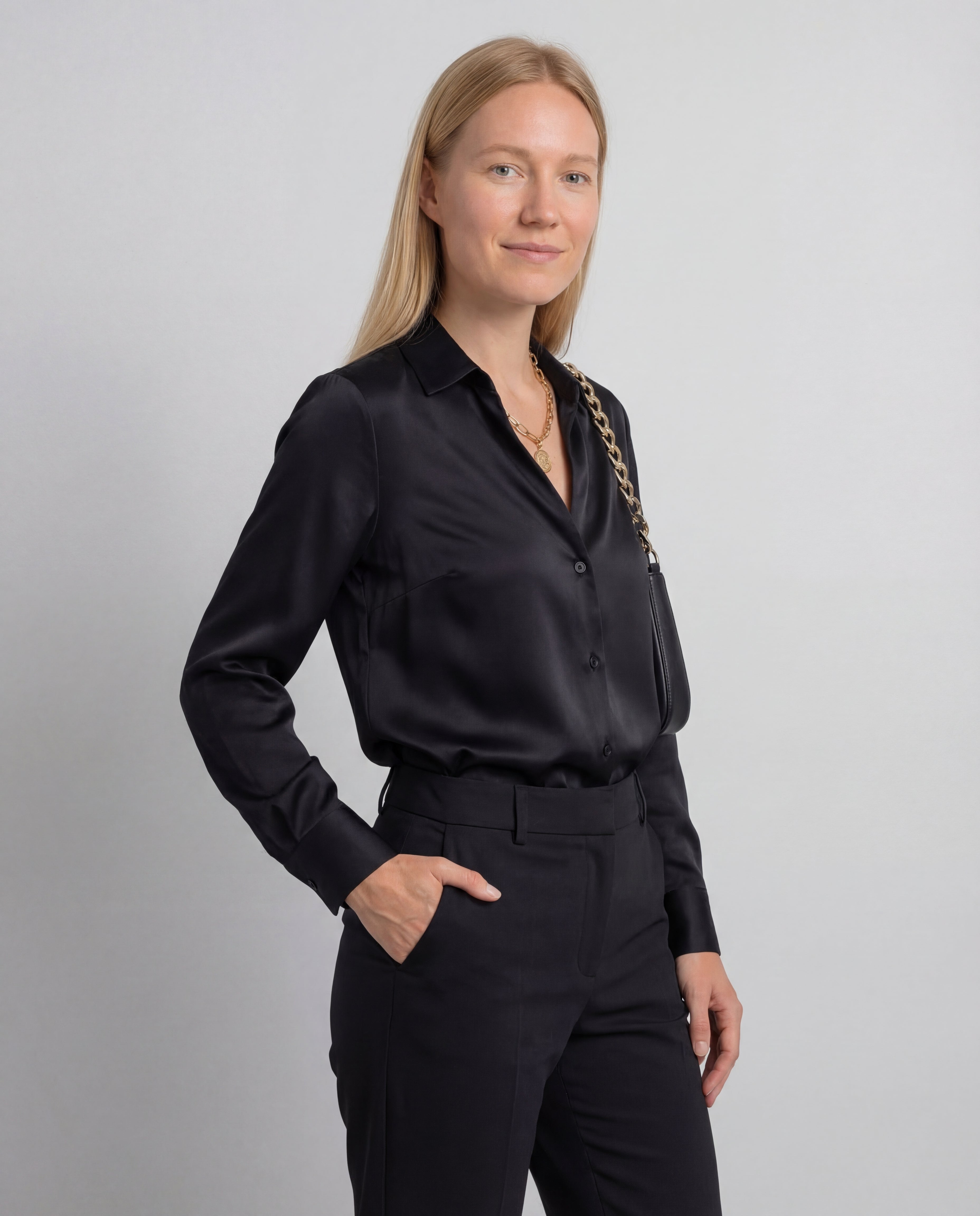 Women's Satin Blouse Deep V-Neck Long Sleeve Fluid Elegant Fit