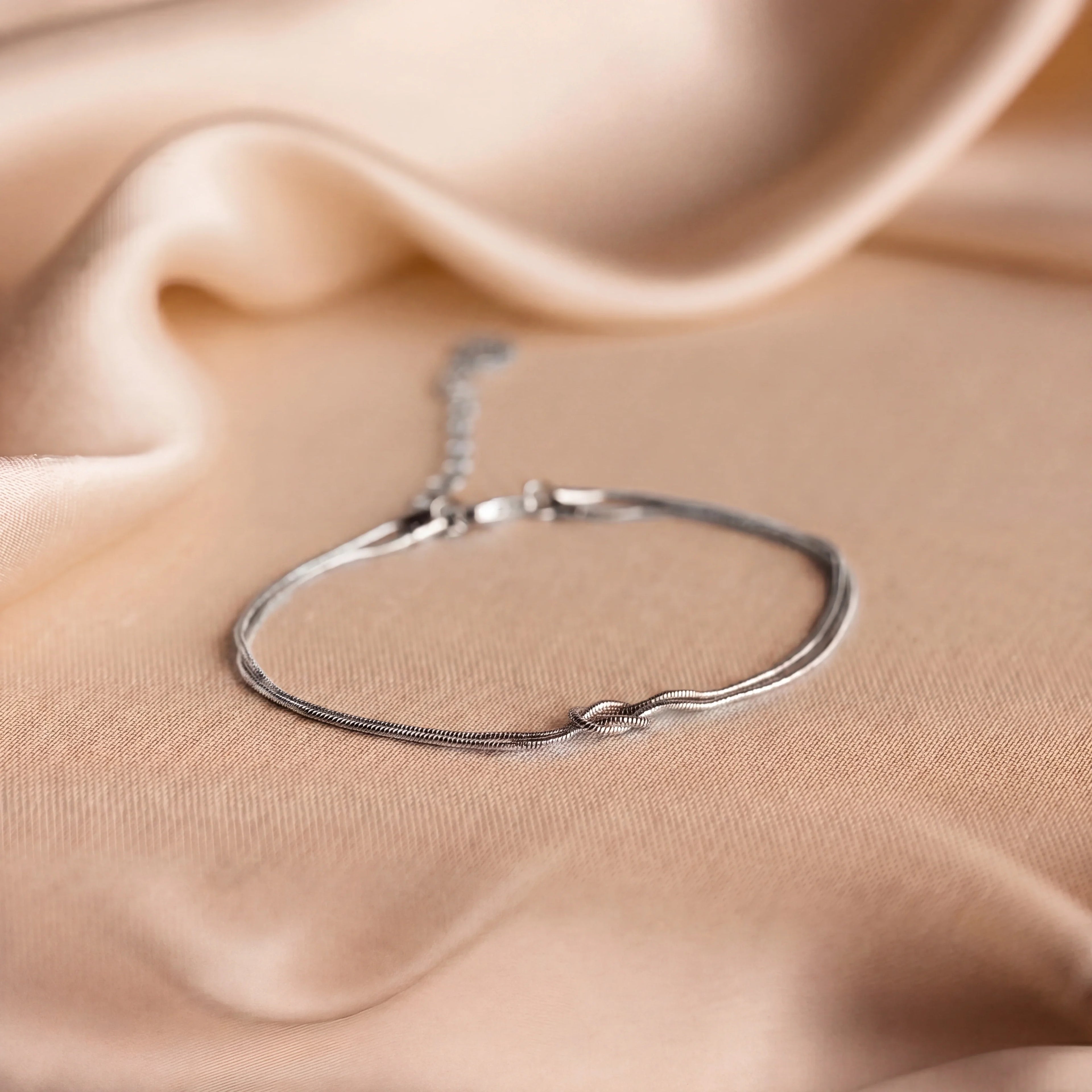 Women's Delicate Knot Bracelet Adjustable Hypoallergenic Elegant Gift
