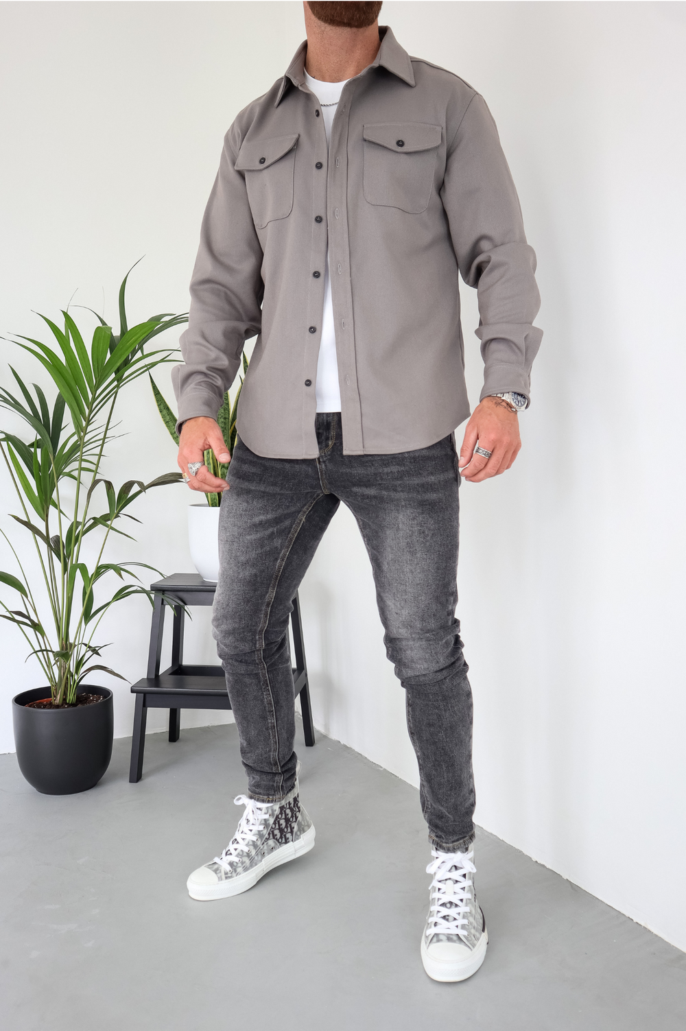 Men's Overshirt Jacket Long Sleeve Button-Up with Chest Pockets