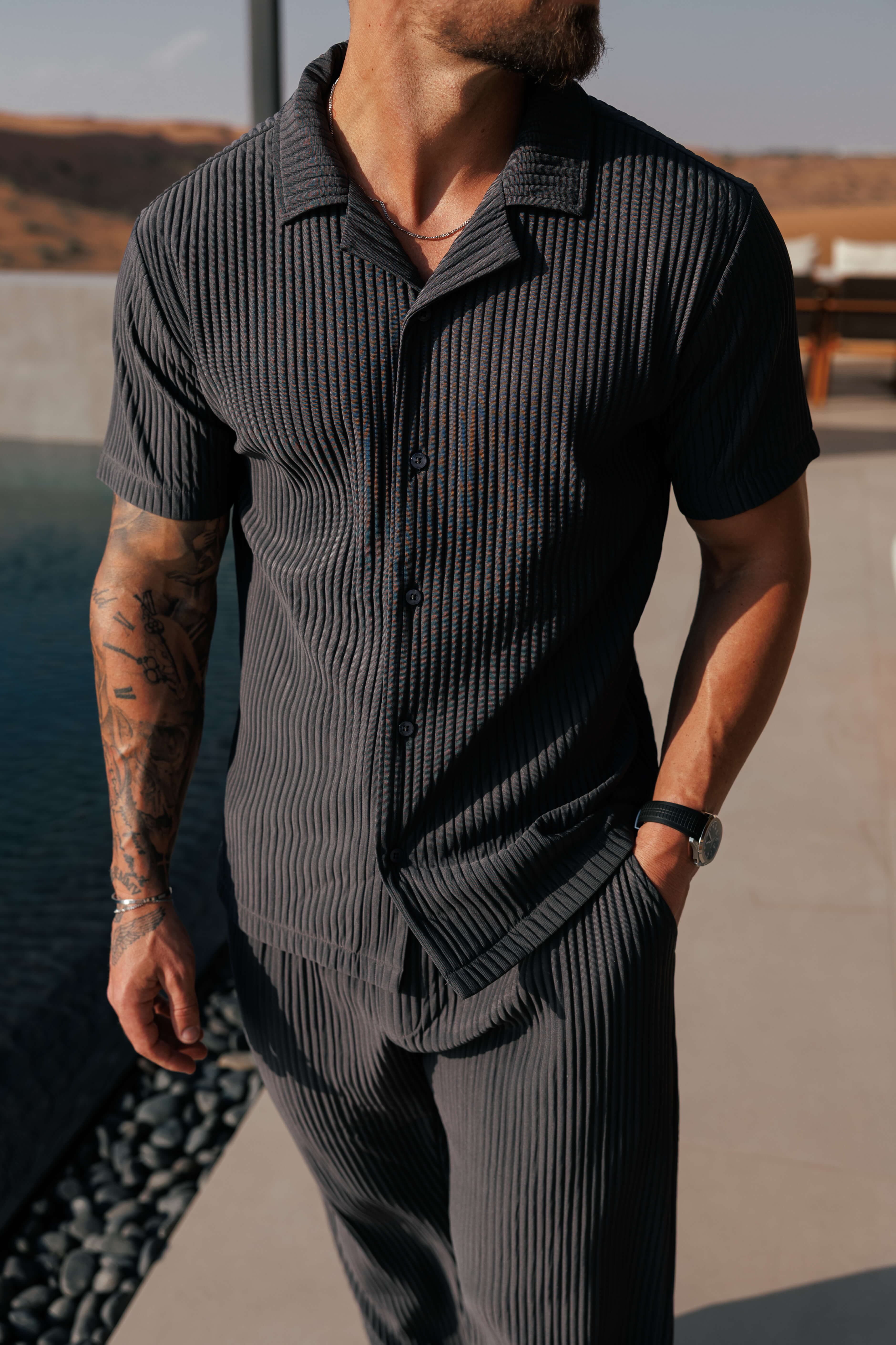 Men's Pleated Short Sleeve Casual Summer Shirt Relaxed Fit